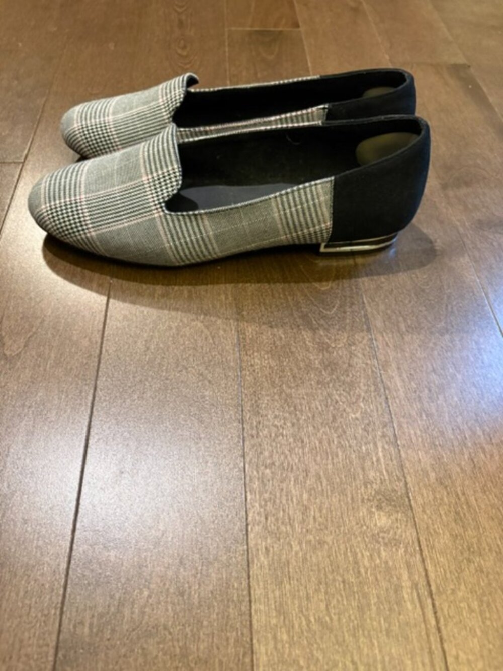 Checkered Flats - Picture 2 of 8